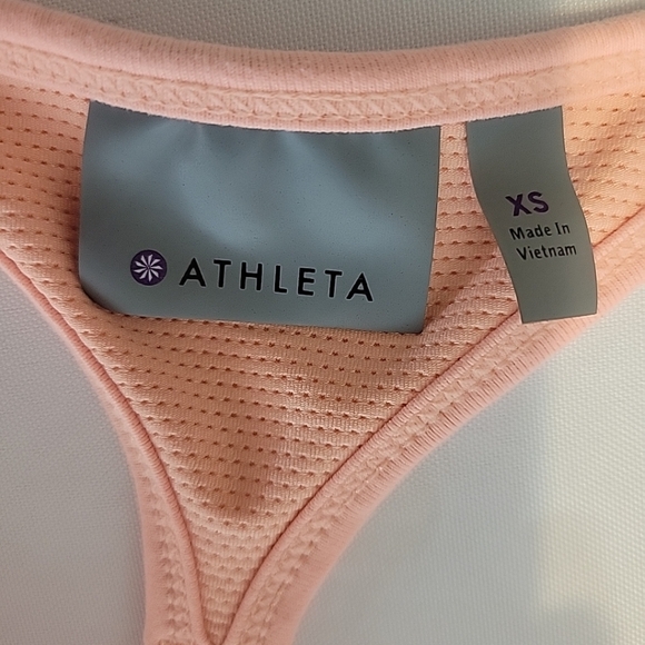 Athleta Swift Reach & Restore Tank Top, Energetic Peach SIZE XS - Picture 3 of 7